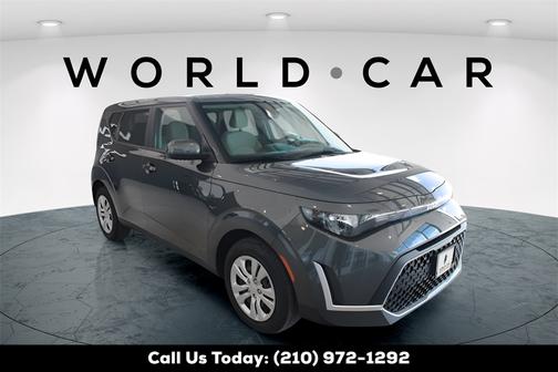 2024 Kia Soul LX w/ Keyless Entry, Lane Assist,