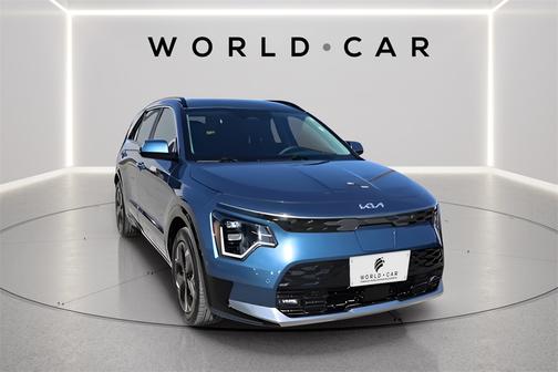 2024 Kia Niro EV Wave w/ SynTex, Navigation, Sunroof,