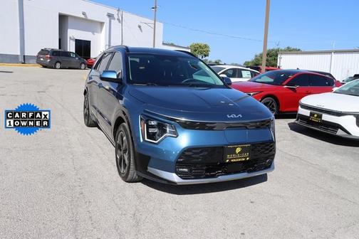 2024 Kia Niro EV Wave w/ SynTex, Navigation, Sunroof,