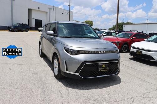 2024 Kia Soul LX w/ Tech Pkg, Lane Assist, Keyless