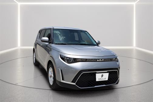 2024 Kia Soul LX w/ Tech Pkg, Lane Assist, Keyless