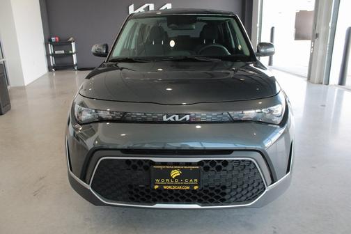 2024 Kia Soul LX w/ Tech Pkg, Lane Assist, Collision