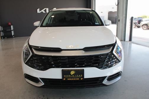 2025 Kia Sportage EX w/ SynTex, Remote Start, Heated