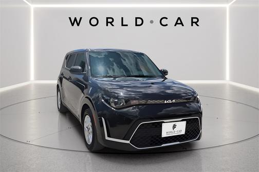 2024 Kia Soul LX w/ Tech Pkg, Lane Assist, Collision