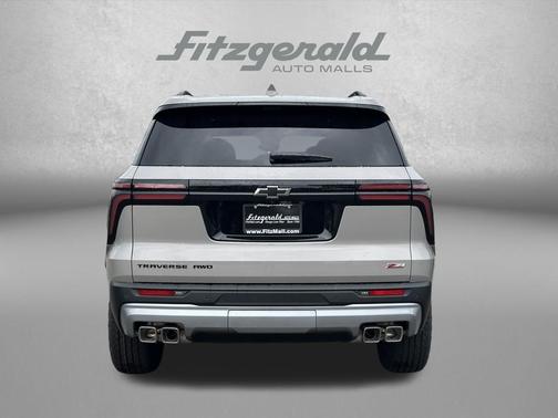 Sandstone Gray 2026 Chevrolet Traverse AWD Z71