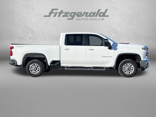 Summit White 2025 Chevrolet Silverado 2500 LT