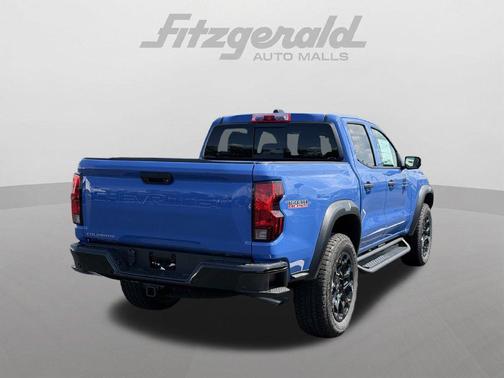 Reef Blue Metallic 2026 Chevrolet Colorado Trail Boss