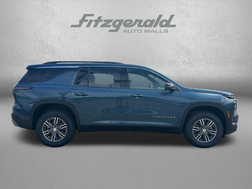 Lakeshore Blue Metallic 2026 Chevrolet Traverse LT