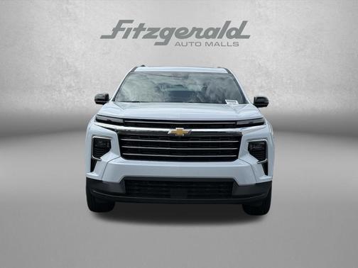 Polar White Tricoat 2026 Chevrolet Traverse LT