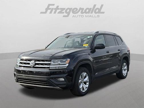Deep Black Pearl 2018 Volkswagen Atlas 3.6L SE