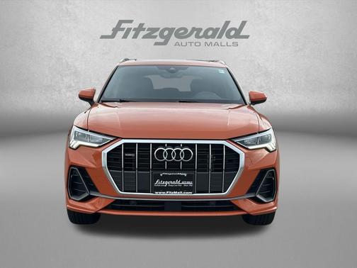 2025 Audi Q3 Premium 45 TFSI S line quattro Tiptronic