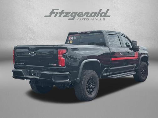 Black 2024 Chevrolet Silverado 2500 4WD Crew Cab Standard Bed ZR2