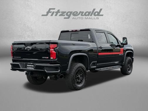 Black 2024 Chevrolet Silverado 2500 4WD Crew Cab Standard Bed ZR2