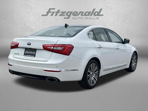 Snow White Pearl 2014 Kia Cadenza Premium