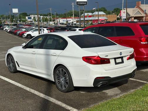 Alpine White 2019 BMW 530 xDrive