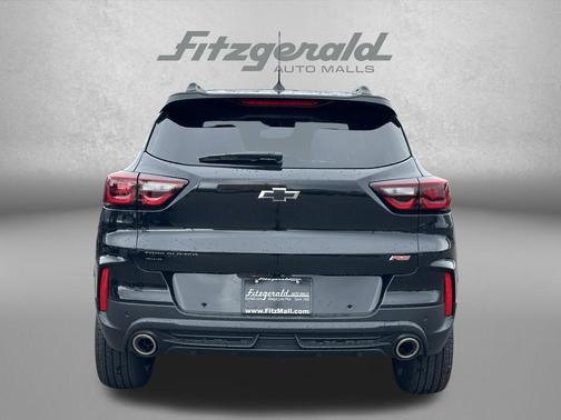 Mosaic Black Metallic 2026 Chevrolet Trailblazer RS