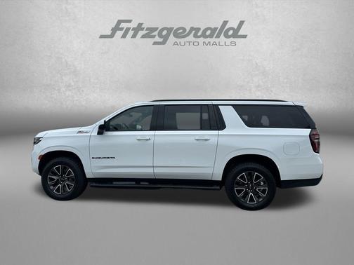 Summit White 2023 Chevrolet Suburban 4WD Z71