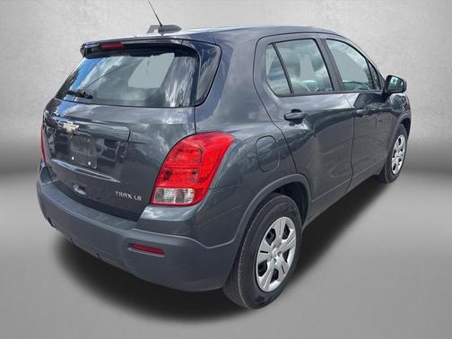 Cyber Gray Metallic 2016 Chevrolet Trax LS