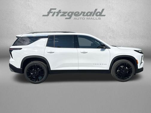 Summit White 2027 Chevrolet Traverse LT
