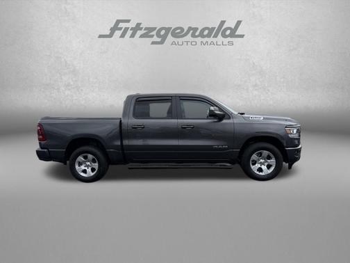 Granite Crystal Metallic Clearcoat 2024 RAM 1500 Big Horn/Lone Star
