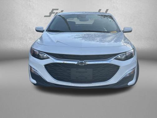 Summit White 2024 Chevrolet Malibu FWD RS