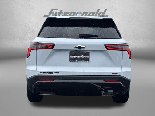 Polar White Tricoat 2026 Chevrolet Equinox AWD RS