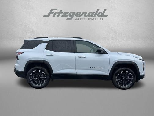 Polar White Tricoat 2026 Chevrolet Equinox AWD RS