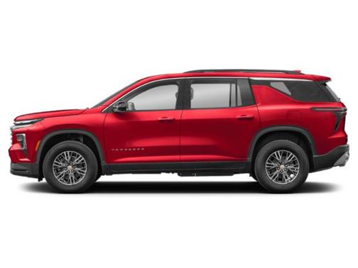Radiant Red Tintcoat 2026 Chevrolet Traverse LT