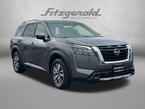 2025 Nissan Pathfinder SL 4WD