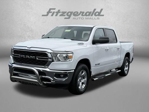 Bright White Clearcoat 2022 RAM 1500 Big Horn/Lone Star