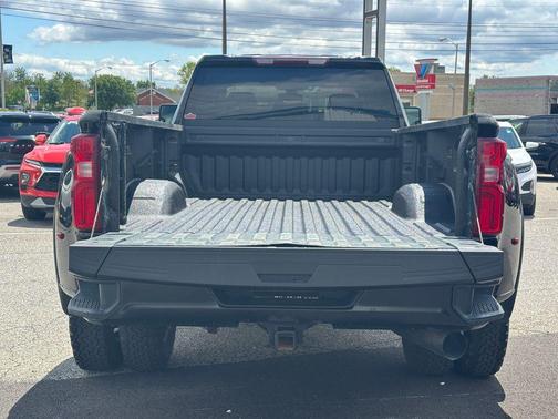 Black 2022 Chevrolet Silverado 3500 WT