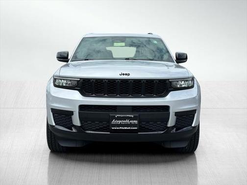2022 Jeep Grand Cherokee L Altitude