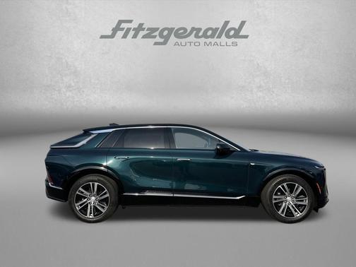 Emerald Lake Metallic 2024 Cadillac LYRIQ Luxury