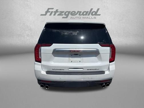 White Frost Tricoat 2021 GMC Yukon Denali