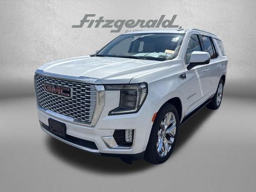 White Frost Tricoat 2021 GMC Yukon Denali