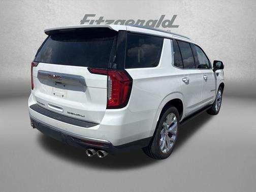 White Frost Tricoat 2021 GMC Yukon Denali