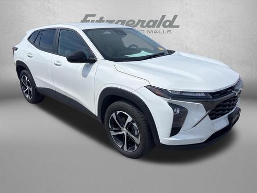 Summit White 2024 Chevrolet Trax FWD 1RS