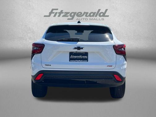 Summit White 2024 Chevrolet Trax FWD 1RS
