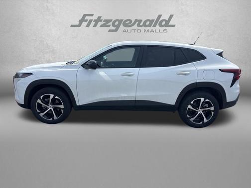 Summit White 2024 Chevrolet Trax FWD 1RS