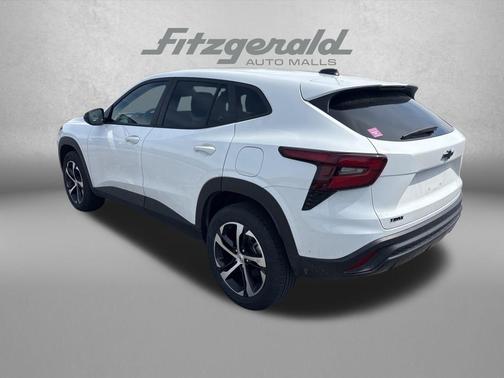 Summit White 2024 Chevrolet Trax FWD 1RS