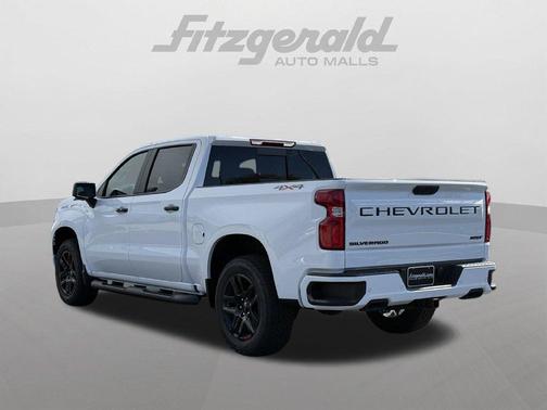 Summit White 2026 Chevrolet Silverado 1500 RST