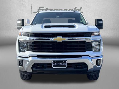 Summit White 2025 Chevrolet Silverado 2500 LT