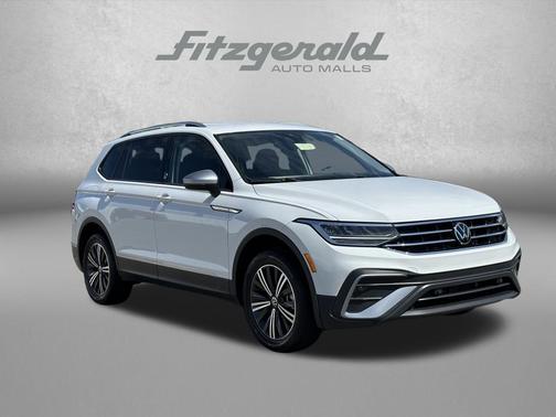 Opal White Pearl 2024 Volkswagen Tiguan 2.0T Wolfsburg Edition