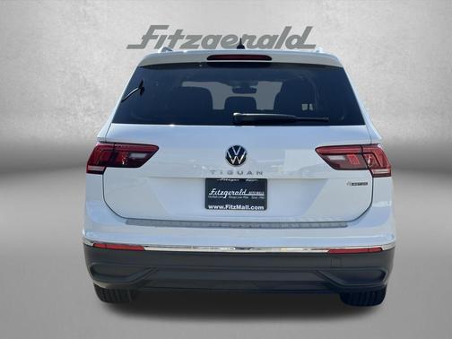 Opal White Pearl 2024 Volkswagen Tiguan 2.0T Wolfsburg Edition