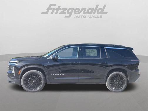 Mosaic Black Metallic 2027 Chevrolet Traverse LT