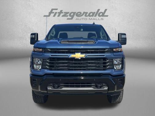 2026 Chevrolet Silverado 2500 Custom