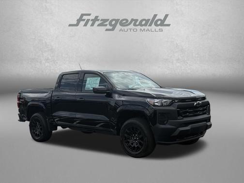 Black 2026 Chevrolet Colorado WT