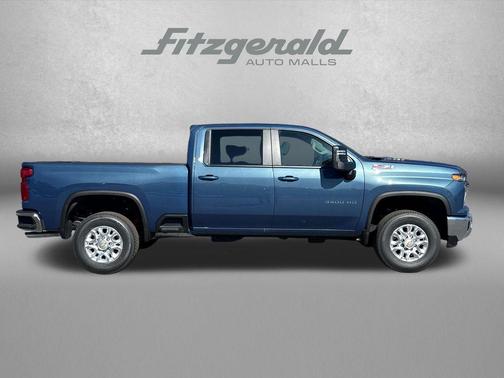Lakeshore Blue Metallic 2026 Chevrolet Silverado 3500 LT