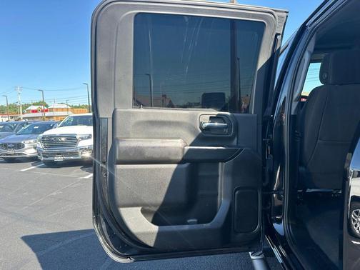 Black 2025 Chevrolet Silverado 2500 Custom