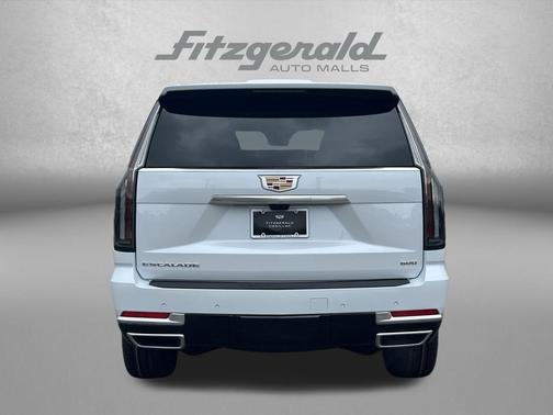 Vibrant White Tricoat 2026 Cadillac Escalade Luxury